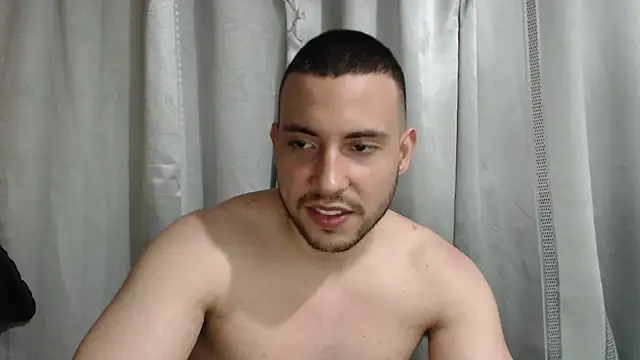 Snapshot of Armando_2002 chatting on May 22, 2026, 3:48 am Armando 2002 online show from May 22, 2026, 3:48 am