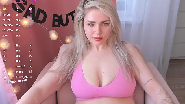 Snapshot of pussy-kattt chatting on March 4, 2025, 8:24 am pussy-kattt online show from March 4, 2025, 8:24 am