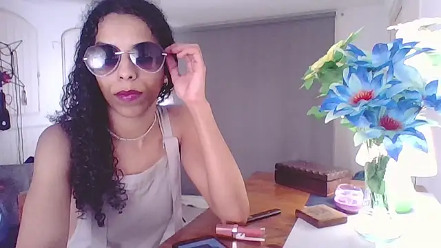 Snapshot of KatyNasty chatting on November 2, 2025, 4:28 am KatyNasty online show from November 2, 2025, 4:28 am