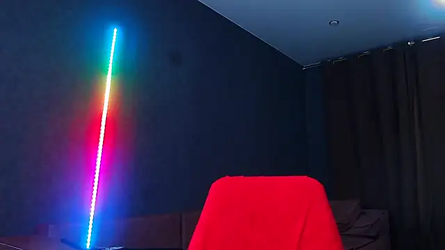 muscularjohnforuX online show from November 23, 2025, 4:50 pm