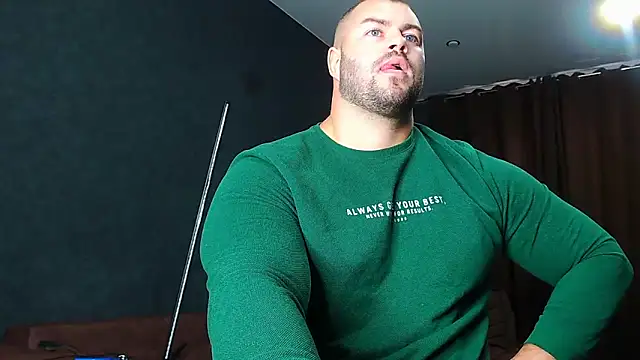 muscularjohnforuX online show from October 4, 2025, 8:49 am