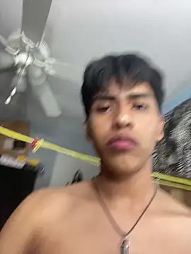 Snapshot of Morahot chatting on February 7, 2025, 11:12 am Morahot online show from February 7, 2025, 11:12 am