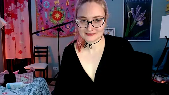 JenniferGwen online show from February 19, 2025, 5:16 am