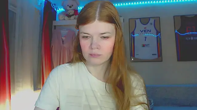 Snapshot of Klementa chatting on July 13, 2026, 6:51 pm Klementa online show from July 13, 2026, 6:51 pm