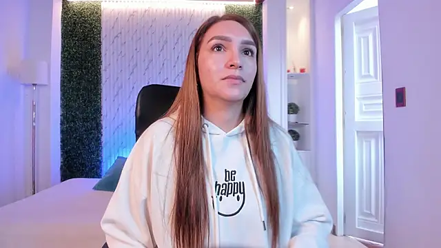 miataylorr1 online show from October 3, 2025, 12:28 pm