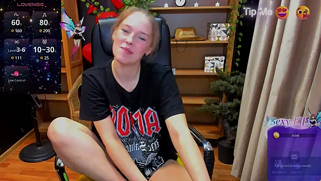  fiona Love online show from February 25, 2025, 9:15 pm