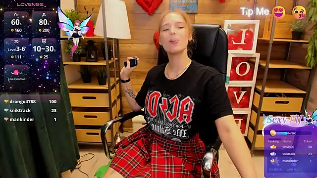  fiona Love online show from March 15, 2025, 1:41 am