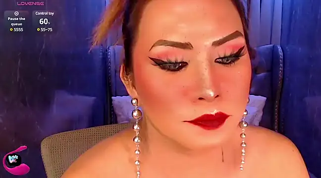 QUEEN GIAMOORE69 online show from February 27, 2025, 8:53 pm