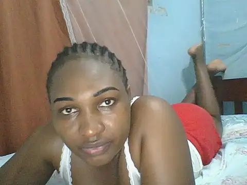 cute lavenda online show from December 4, 2025, 7:46 pm