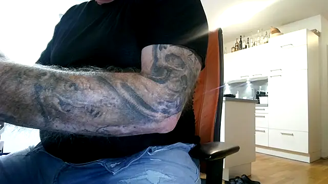 crazylemy online show from October 6, 2025, 6:25 am