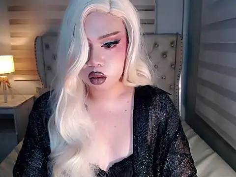 Snapshot of RebecaNextToYou chatting on May 23, 2026, 12:26 pm RebecaNextToYou online show from May 23, 2026, 12:26 pm