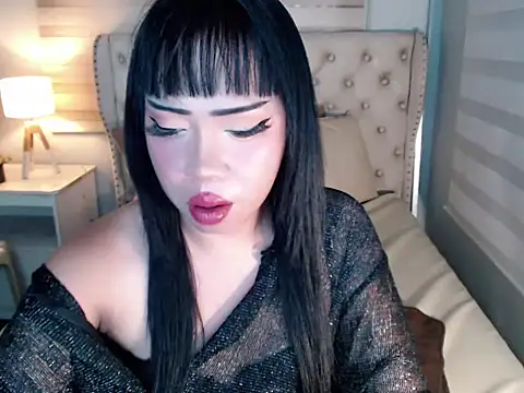 Snapshot of RebecaNextToYou chatting on May 27, 2026, 11:17 am RebecaNextToYou online show from May 27, 2026, 11:17 am