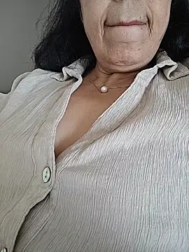 Snapshot of Susannemilf chatting on January 15, 2026, 4:49 am Susannemilf online show from January 15, 2026, 4:49 am