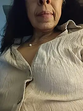 Snapshot of Susannemilf chatting on December 18, 2025, 11:19 pm Susannemilf online show from December 18, 2025, 11:19 pm