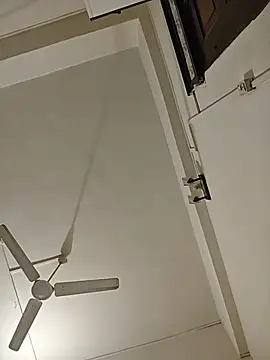 Susannemilf online show from March 23, 2026, 3:45 pm