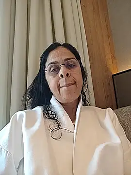 Snapshot of Susannemilf chatting on January 9, 2026, 11:50 am Susannemilf online show from January 9, 2026, 11:50 am