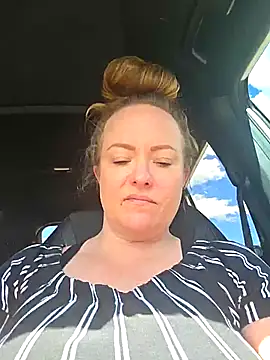 julimonroe online show from March 26, 2026, 7:01 pm