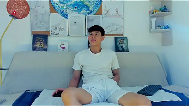 logan thomas online show from March 30, 2026, 6:42 pm