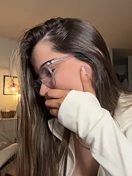 Snapshot of Stormiie777 chatting on October 9, 2025, 3:18 am Stormiie777 online show from October 9, 2025, 3:18 am