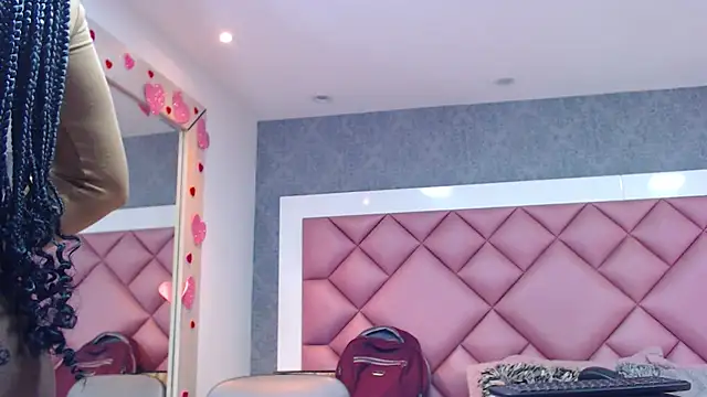 DanielaDuff online show from March 24, 2026, 7:36 pm