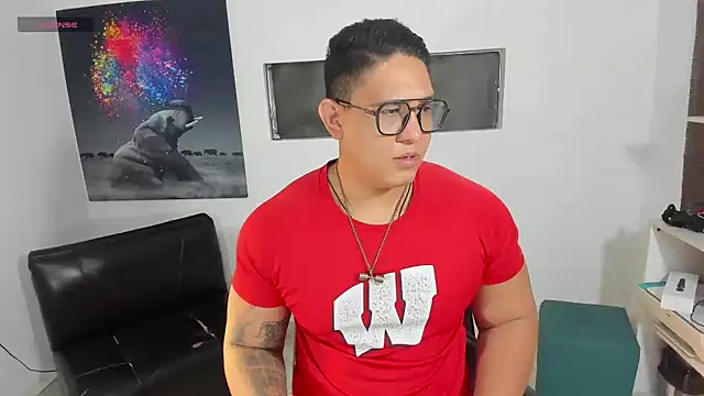 Colton Massif online show from February 19, 2025, 2:23 am