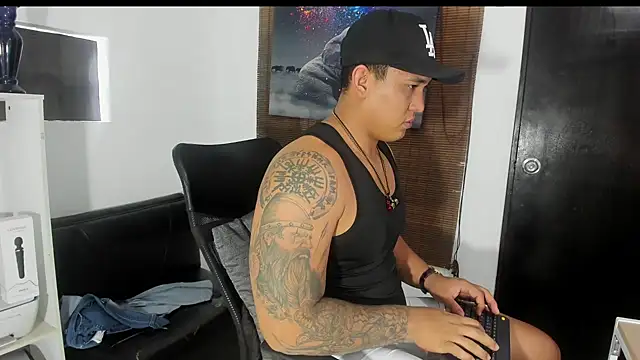 Colton Massif online show from January 29, 2025, 2:21 pm