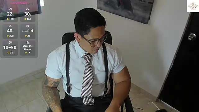 Colton Massif online show from November 2, 2025, 7:08 pm