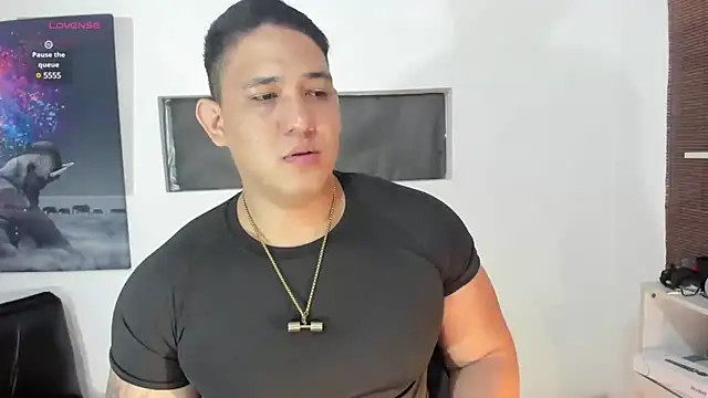 Colton Massif online show from February 13, 2025, 12:35 am