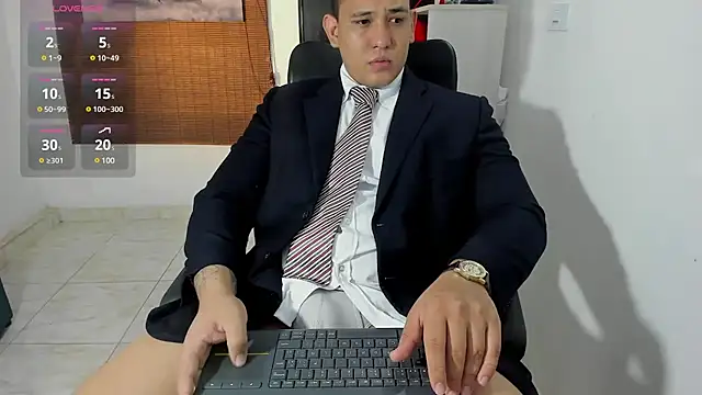 Colton Massif online show from March 20, 2025, 3:02 am