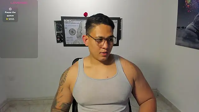 Colton Massif online show from November 24, 2025, 4:45 am