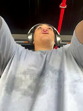 Colton Massif online show from September 10, 2025, 3:33 pm