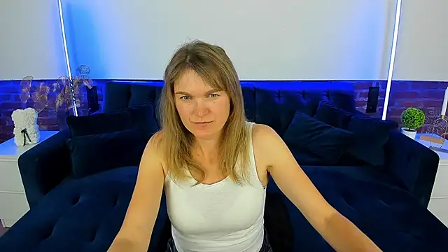 Anabell xxx online show from October 2, 2025, 6:33 pm