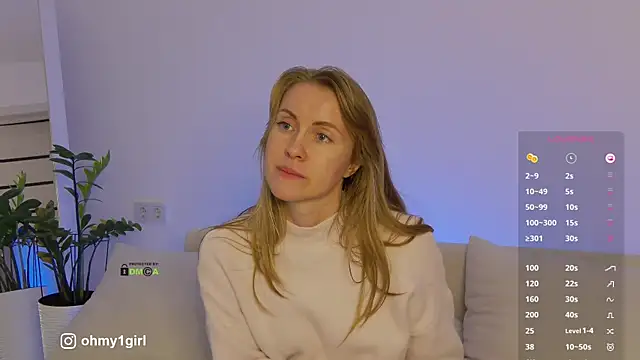 Snapshot of Fallinlove1 chatting on February 6, 2026, 7:54 pm Fallinlove1 online show from February 6, 2026, 7:54 pm