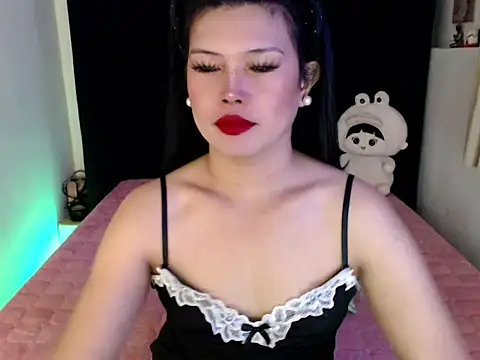 Snapshot of Angelic_Fuckerxxx chatting on December 23, 2025, 8:35 am Angelic Fuckerxxx online show from December 23, 2025, 8:35 am