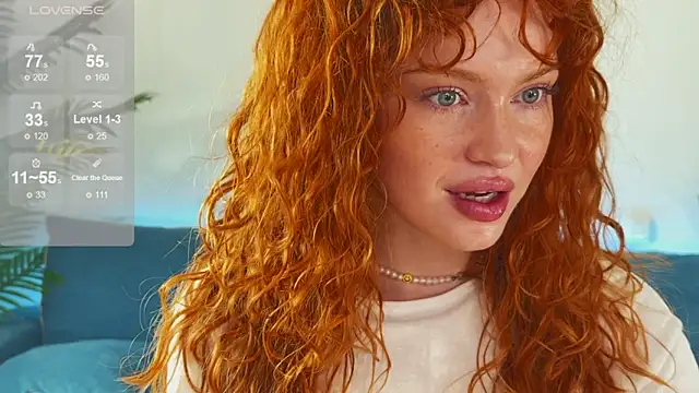 Snapshot of Born_to_Loveee chatting on October 21, 2025, 1:54 pm Born to Loveee online show from October 21, 2025, 1:54 pm