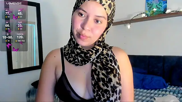Snapshot of MatchedEyebrow chatting on June 4, 2026, 10:03 pm MatchedEyebrow online show from June 4, 2026, 10:03 pm