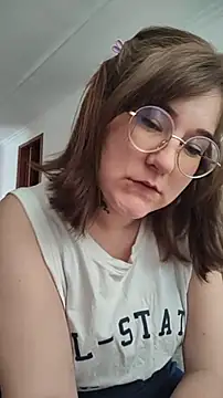 HunnyyLove online show from October 13, 2025, 4:41 pm