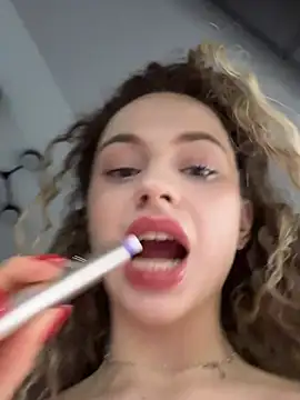 Snapshot of Camilla_Railian chatting on February 13, 2025, 10:22 pm Camilla Railian online show from February 13, 2025, 10:22 pm