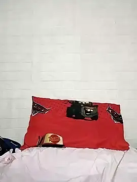 Snapshot of _Shimmerlyn_ chatting on January 29, 2025, 4:08 pm Shimmerlyn online show from January 29, 2025, 4:08 pm