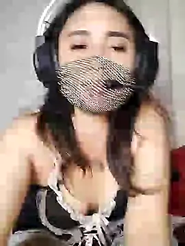 Snapshot of _Shimmerlyn_ chatting on January 25, 2025, 7:07 pm Shimmerlyn online show from January 25, 2025, 7:07 pm