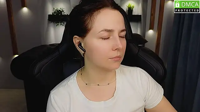 Mira Mermayd online show from March 19, 2025, 11:39 am