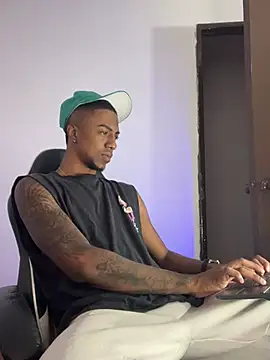 YeremiBrowm online show from March 10, 2025, 8:34 pm