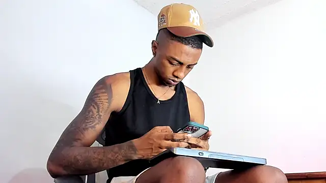 YeremiBrowm online show from February 26, 2025, 11:19 pm