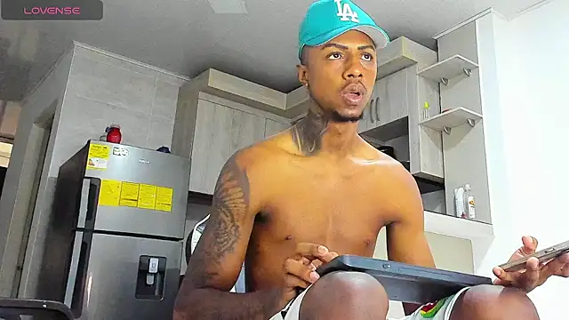 YeremiBrowm online show from November 13, 2025, 8:57 pm