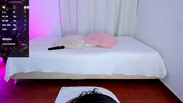 VioletaSotter online show from October 21, 2025, 12:37 pm