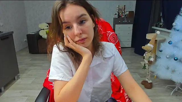 c arina x online show from December 29, 2024, 2:10 pm