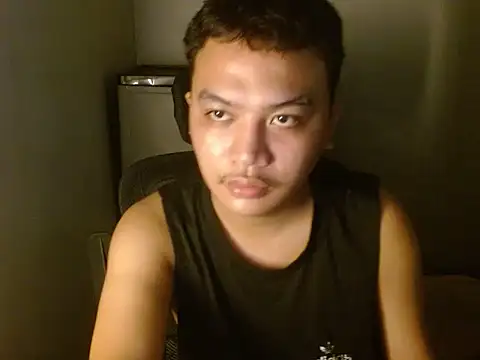 Snapshot of xsweetasian69x chatting on April 15, 2026, 1:15 pm xsweetasian69x online show from April 15, 2026, 1:15 pm