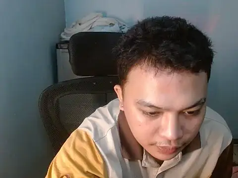 Snapshot of xsweetasian69x chatting on April 13, 2026, 2:21 pm xsweetasian69x online show from April 13, 2026, 2:21 pm