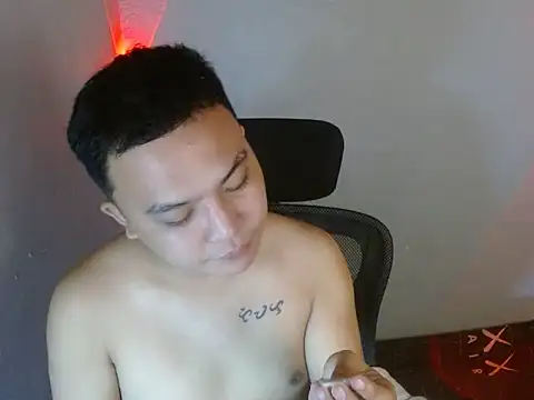 Snapshot of xsweetasian69x chatting on March 5, 2026, 3:19 pm xsweetasian69x online show from March 5, 2026, 3:19 pm