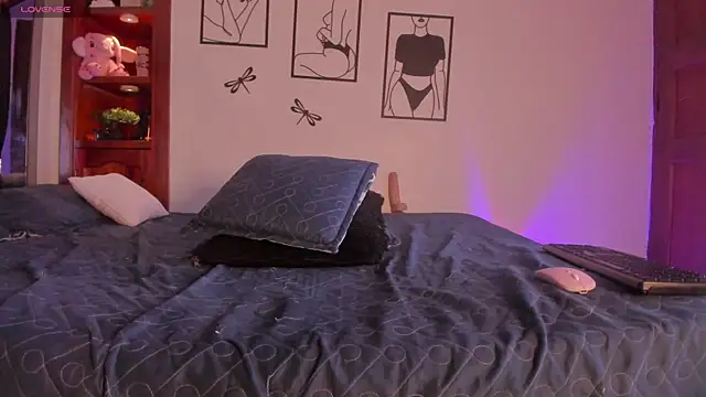 Snapshot of MarStonee chatting on February 22, 2025, 5:12 am MarStonee online show from February 22, 2025, 5:12 am